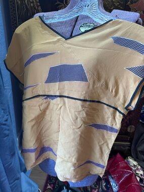 Vintage silk, Mustard Yellow Patterned Short-Sleeve Blouse. Rare Jeanette Scupin